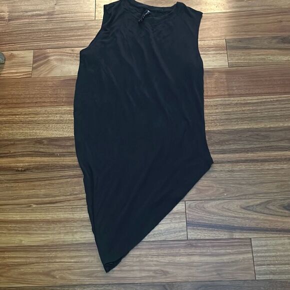 Athleta Cloudlight Restore Tank Womens‎ small Black Asymmetrical Sleeveless Top - Picture 1 of 6